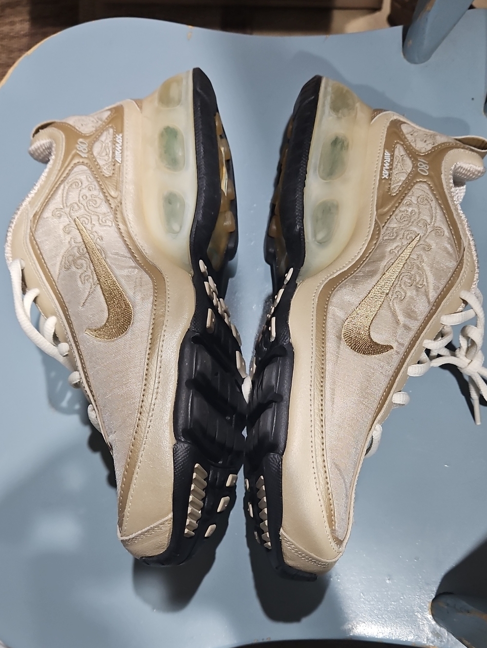Nike Beige and Teal Air Max 180 Tongue Detail Sneakers - Picture 8 of 9